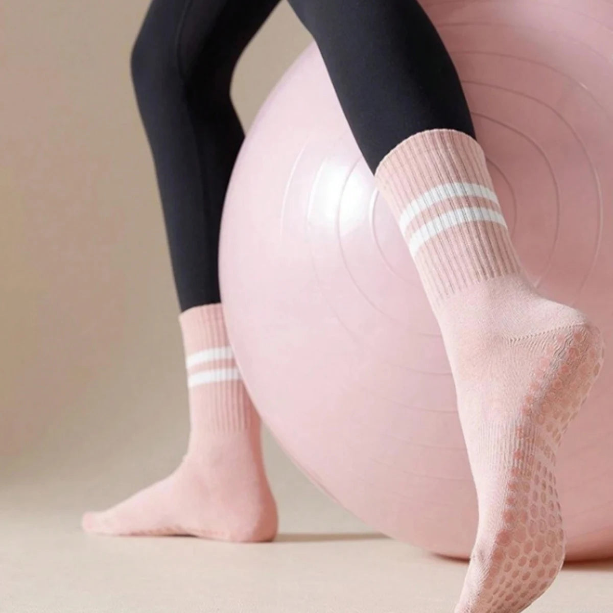 Aural Grip Socks